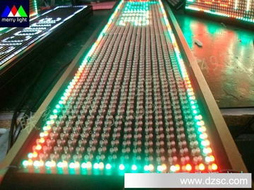 標準室內(nèi)全屏 LED 7.62 全彩屏 打造超高亮度的視覺盛宴